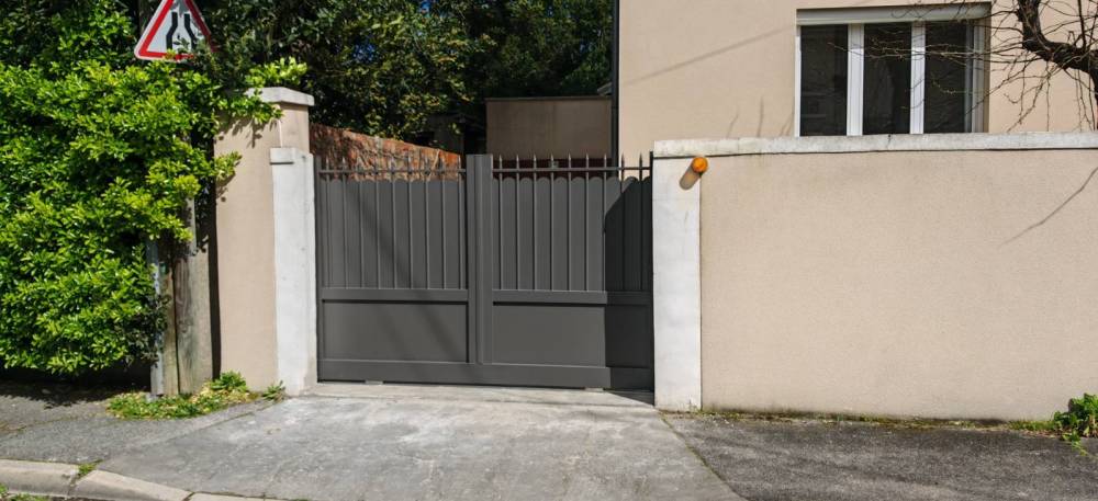 portail aluminium ferronnerie
