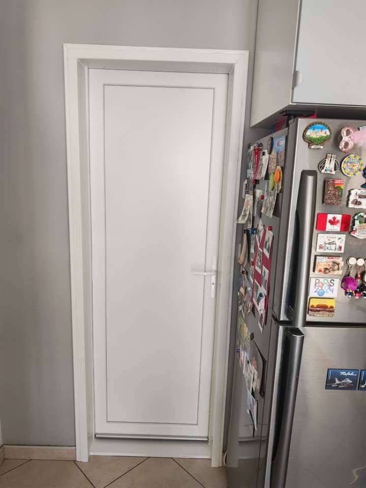porte de service blanc pvcv