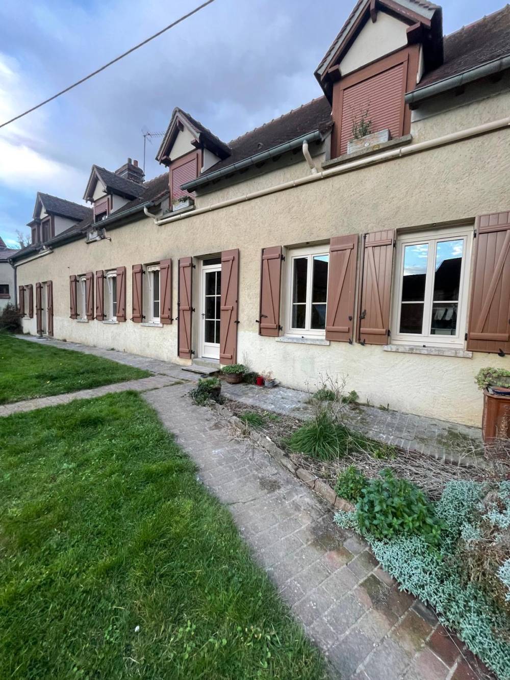 fenetre creme eragny