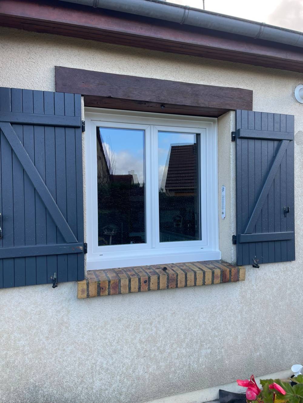 fenetres pvc blanc serifontaine