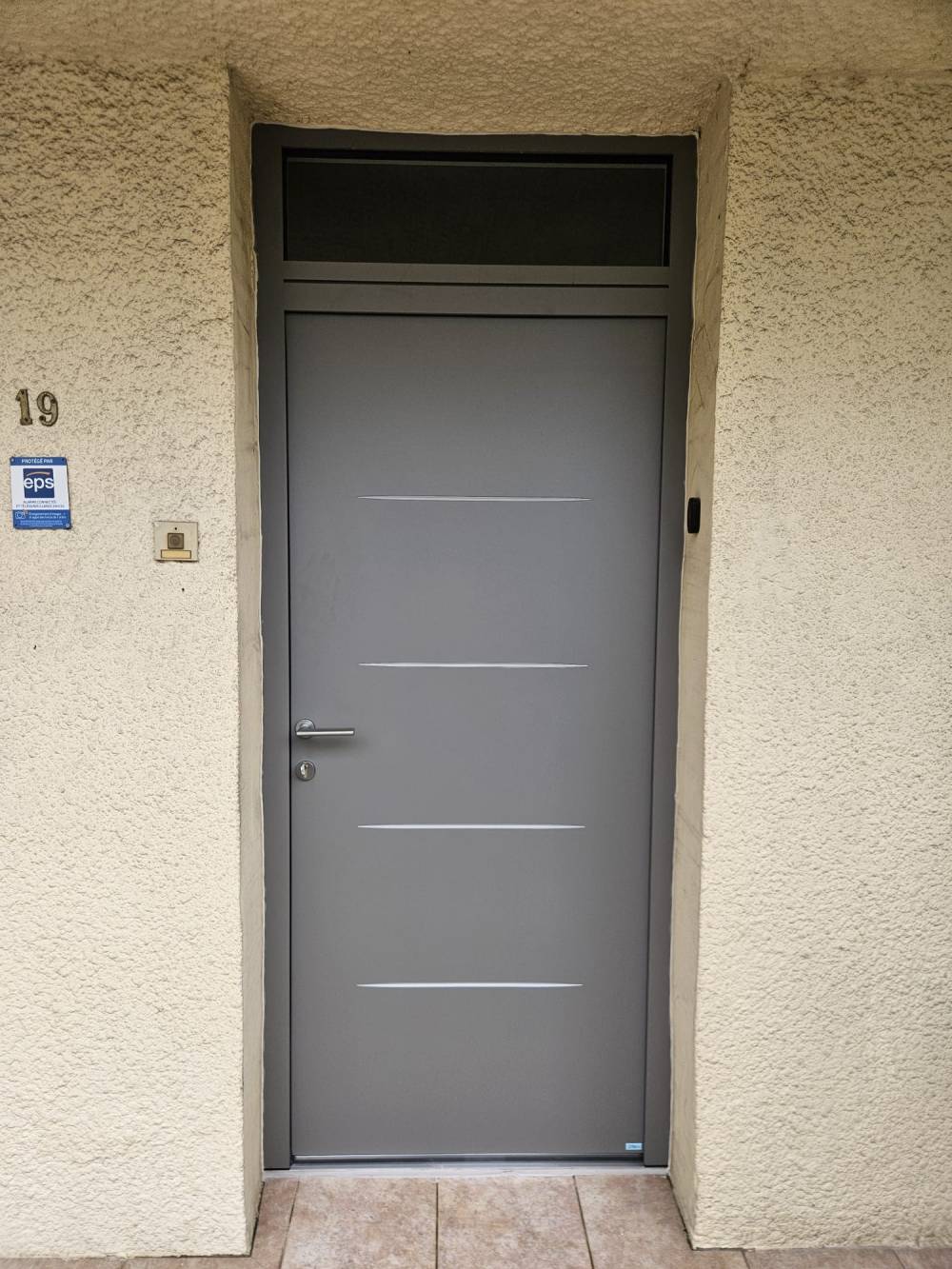 porte pleine insert inox commeny